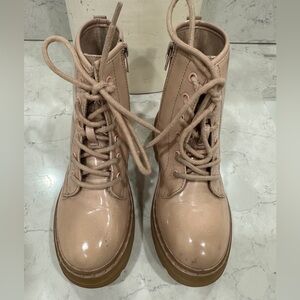 Steve Madden  light pink  Lace-Up kids Boots size 2